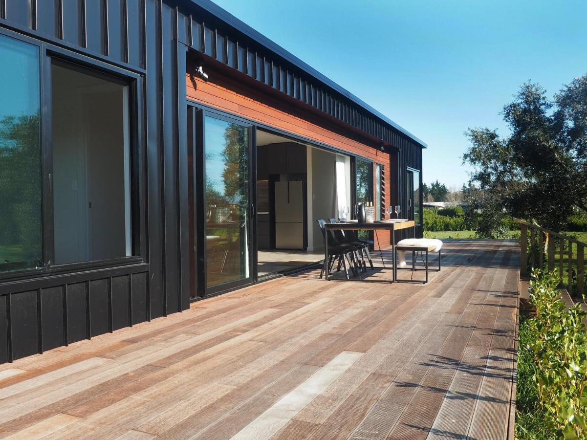 Pinot Longbox - Martinborough Holiday Home Екстер'єр фото