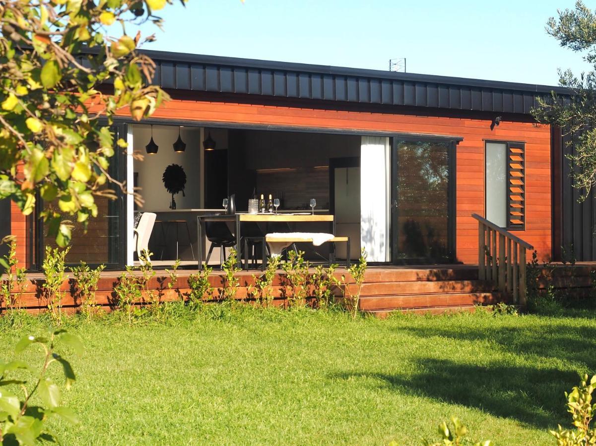 Pinot Longbox - Martinborough Holiday Home Екстер'єр фото